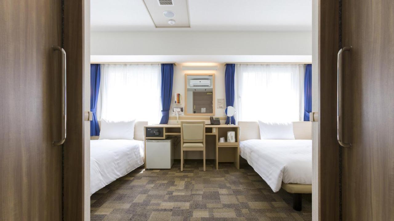 Toyoko Inn Tokyo Keihin Tohoku Sen Oji Eki Kita Guchi Esterno foto